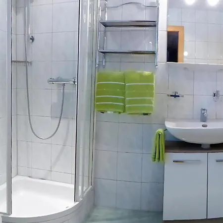 Apartment Amazing In With Wifi And 2 Bedrooms Sonntag